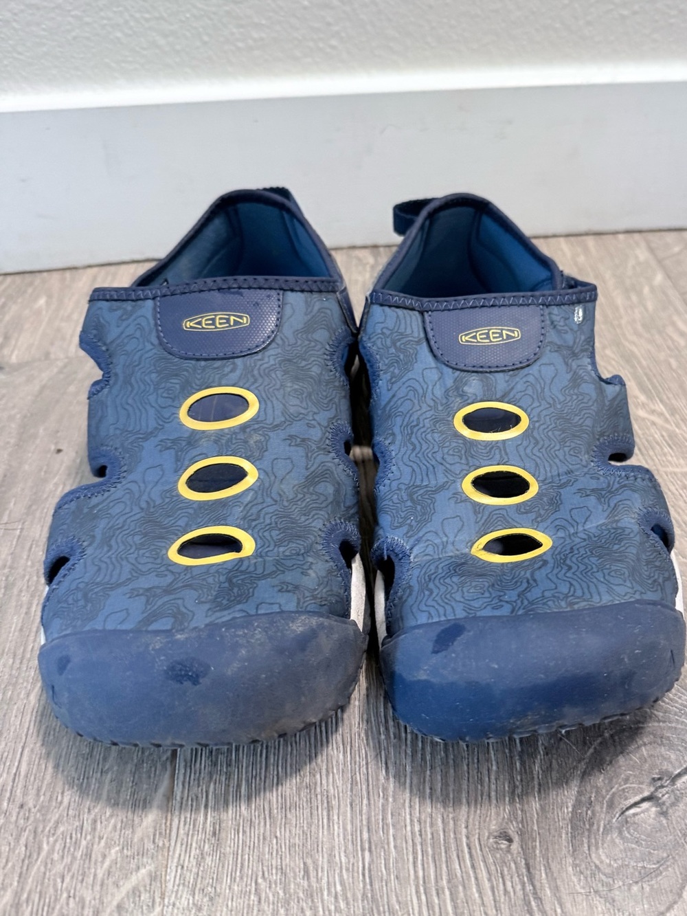 Keen Kids Navy Blue Sandal Shoes with Yellow Accents - Picture 2 of 6